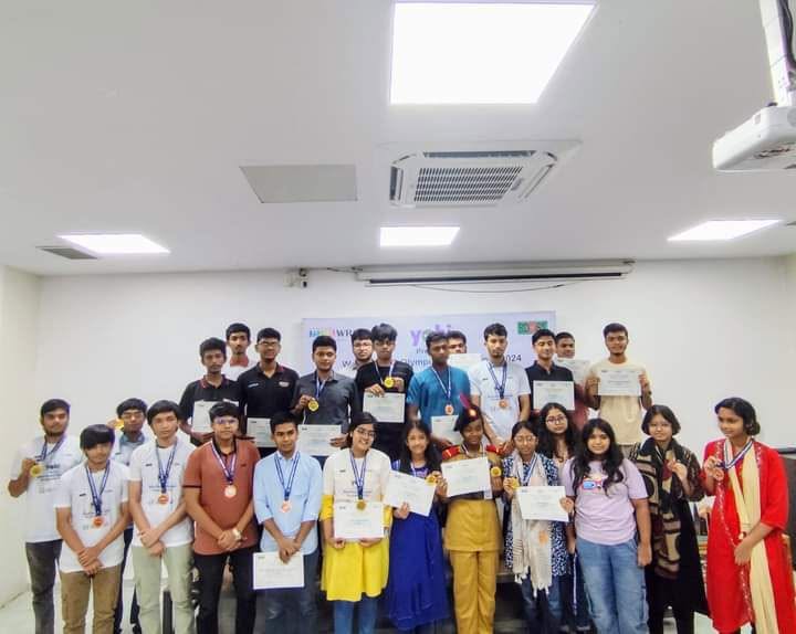 Receiving an award from WROBD